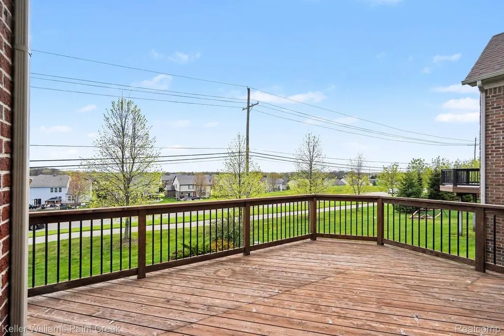 4846 E Stonegate Circle Orion Charter Township MI 48359