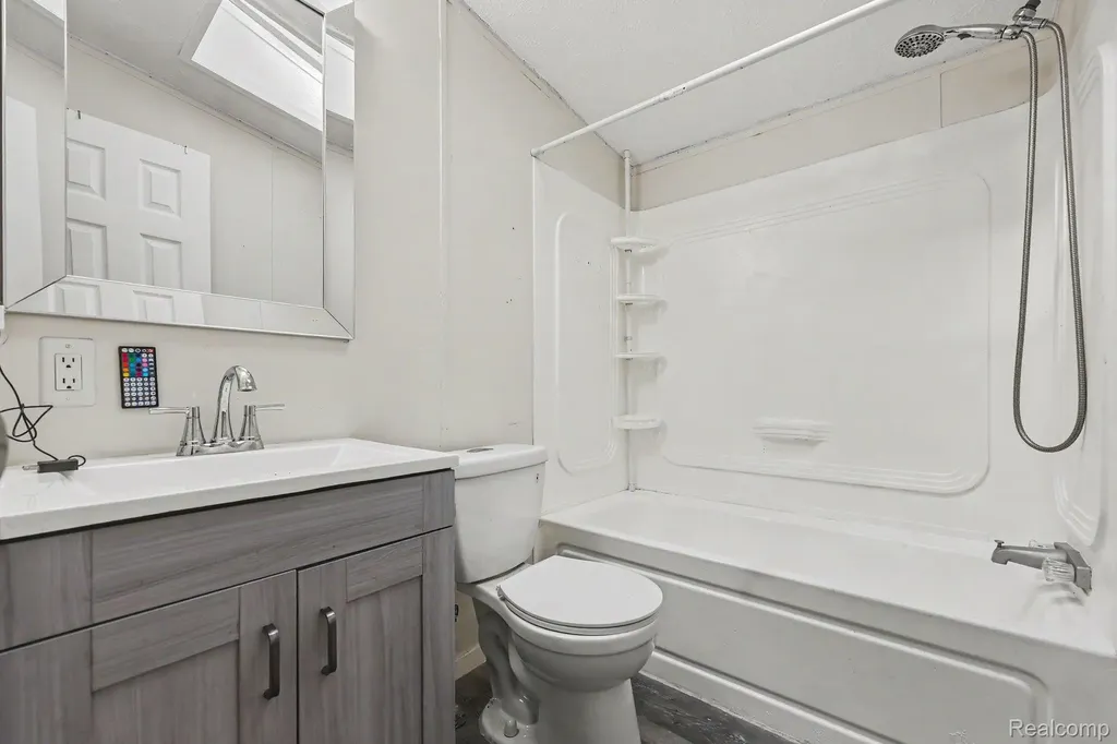 29656 Jamestown Drive Chesterfield Township MI 48051