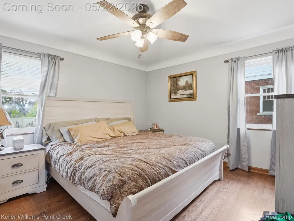 18048 Elizabeth Street Roseville City MI 48066