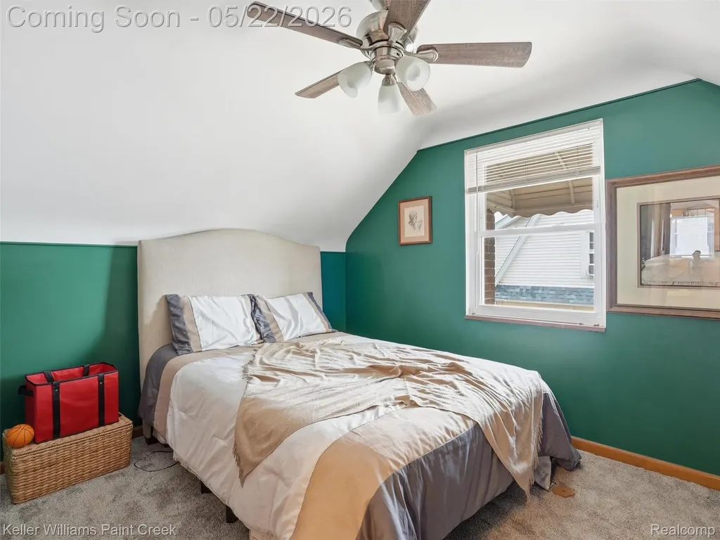 18048 Elizabeth Street Roseville City MI 48066