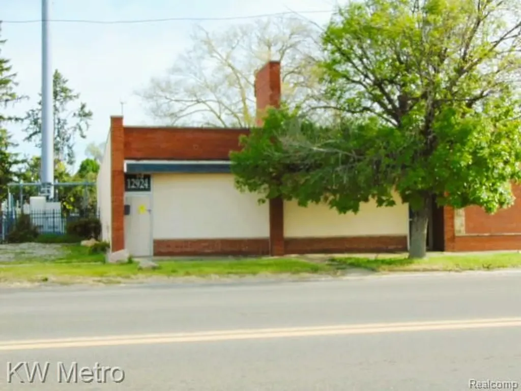 12924 W 7 Mile Road Detroit City MI 48235