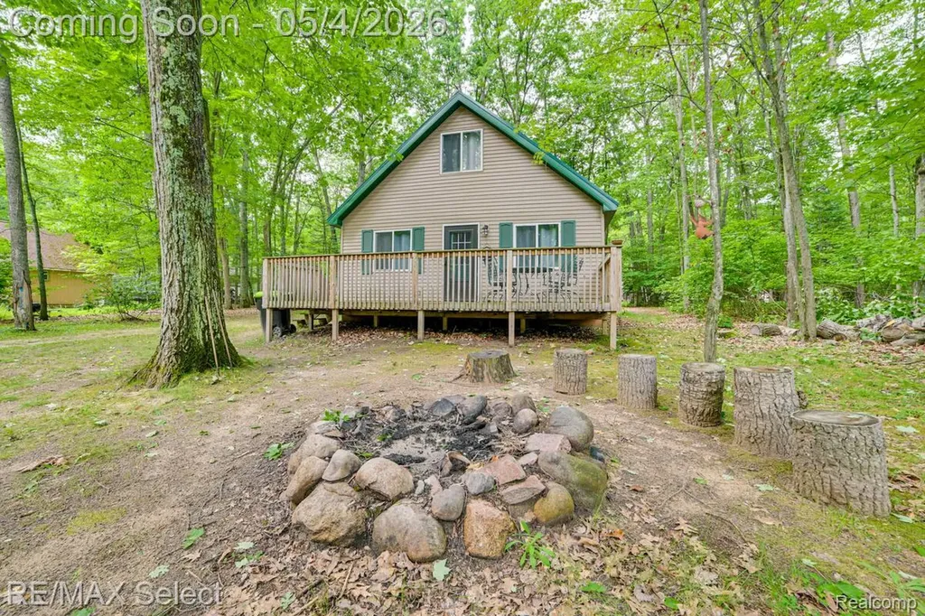 517 Monroe Boulevard Gerrish Township MI 48653