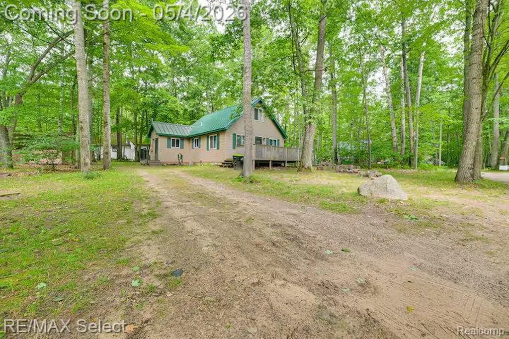 517 Monroe Boulevard Gerrish Township MI 48653