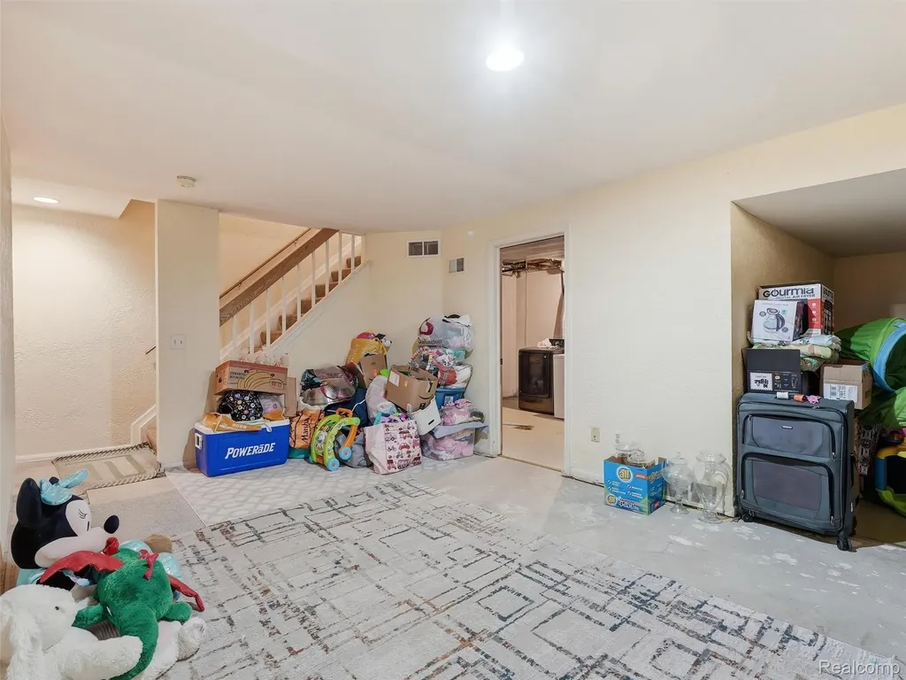 7342 Meadowridge Drive West Bloomfield Charter Township MI 48322