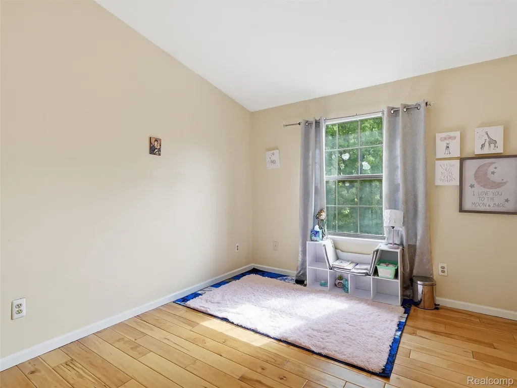 7342 Meadowridge Drive West Bloomfield Charter Township MI 48322