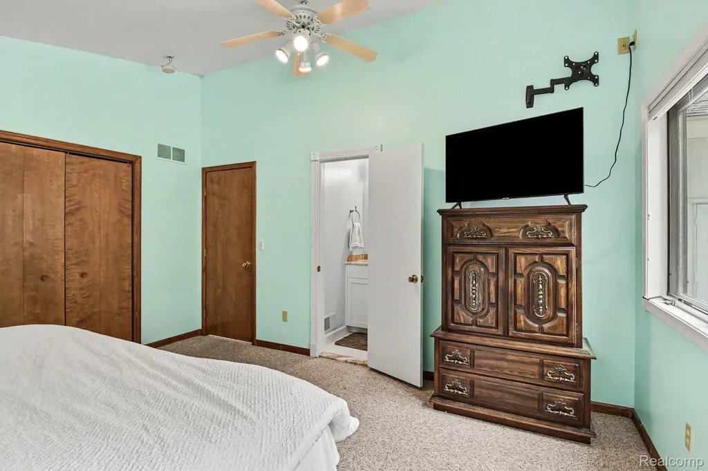 4134 N Weasel Trail Alcona Township MI 48742