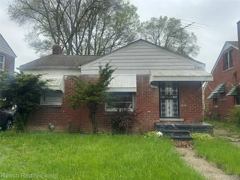 11851 Lakepointe Street Detroit City MI 48224
