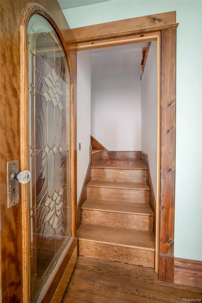 1749 Saint Clair River Drive Algonac City MI 48001