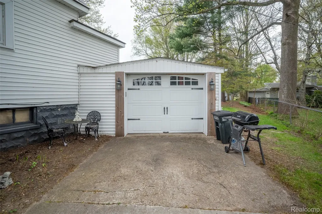 1749 Saint Clair River Drive Algonac City MI 48001