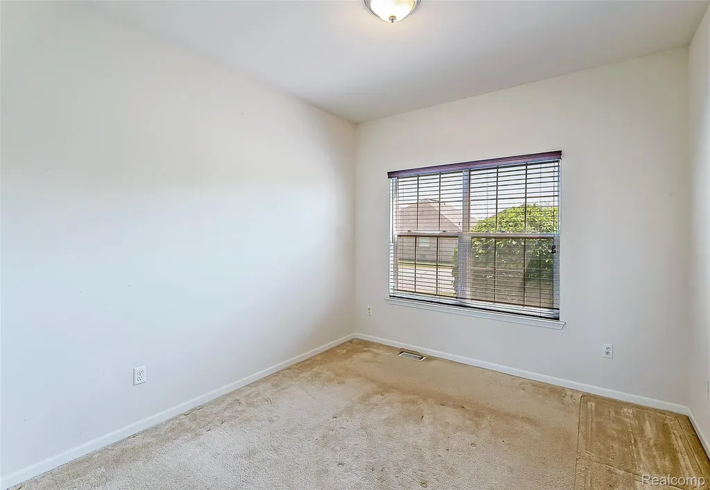 20605 Golf Ridge Circle Livonia City MI 48152