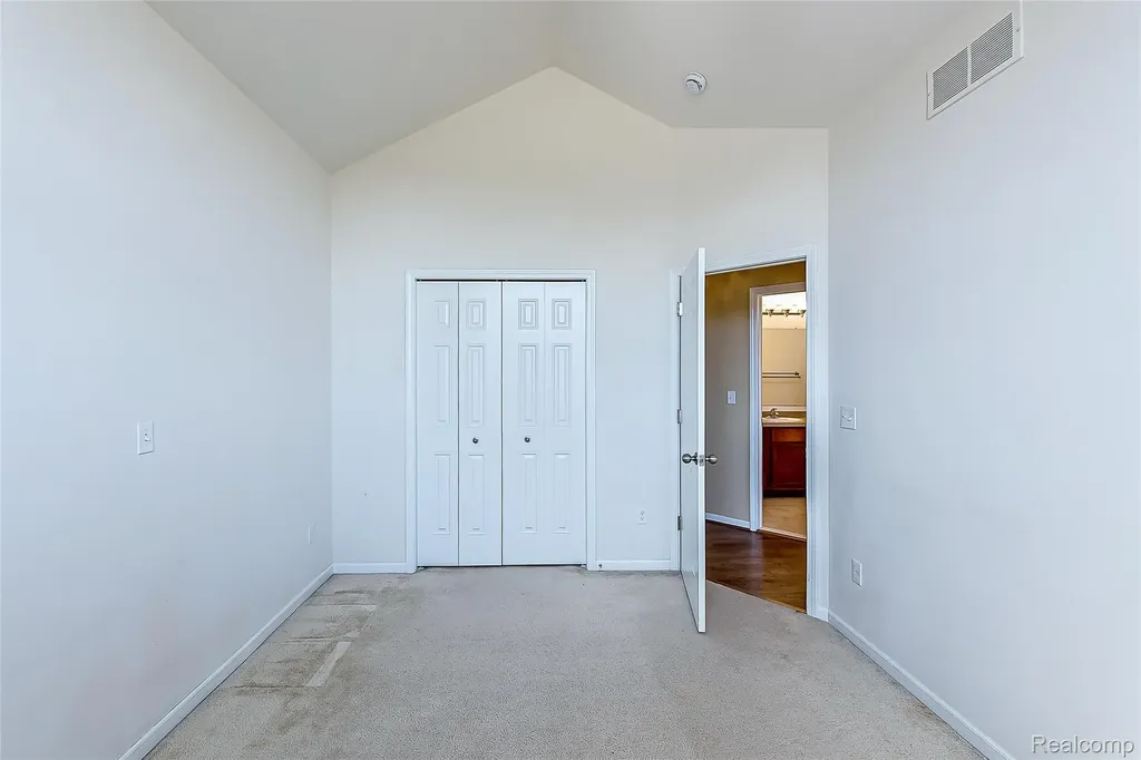 20605 Golf Ridge Circle Livonia City MI 48152