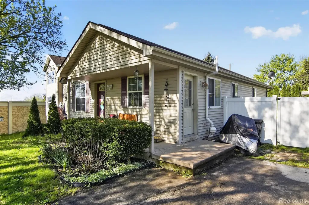 5098 Langdon Drive Brighton Township MI 48114