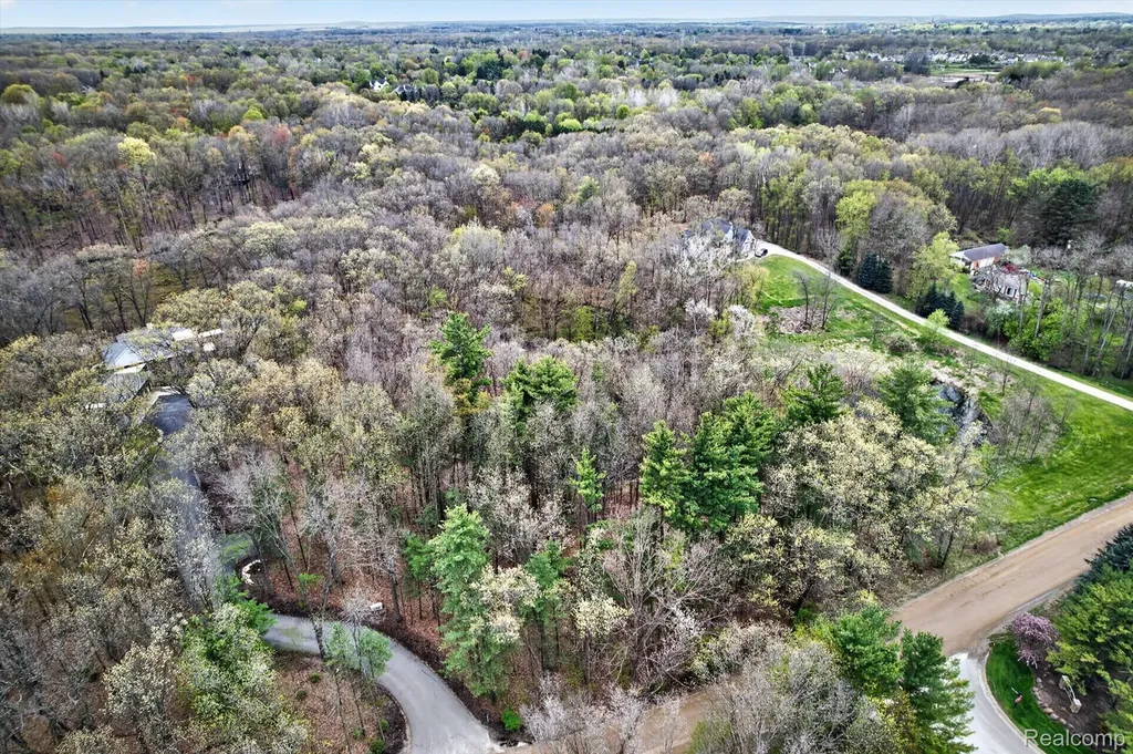 6944 Cooley Lake Road White Lake Charter Township MI 48383