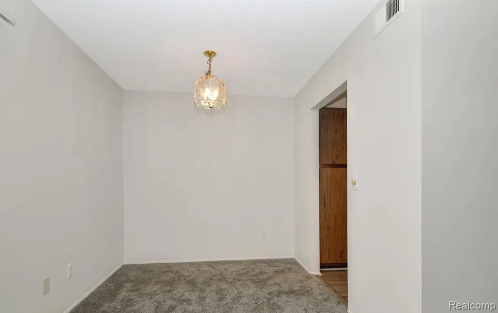 30074 W 12 Mile Road Farmington Hills City MI 48334