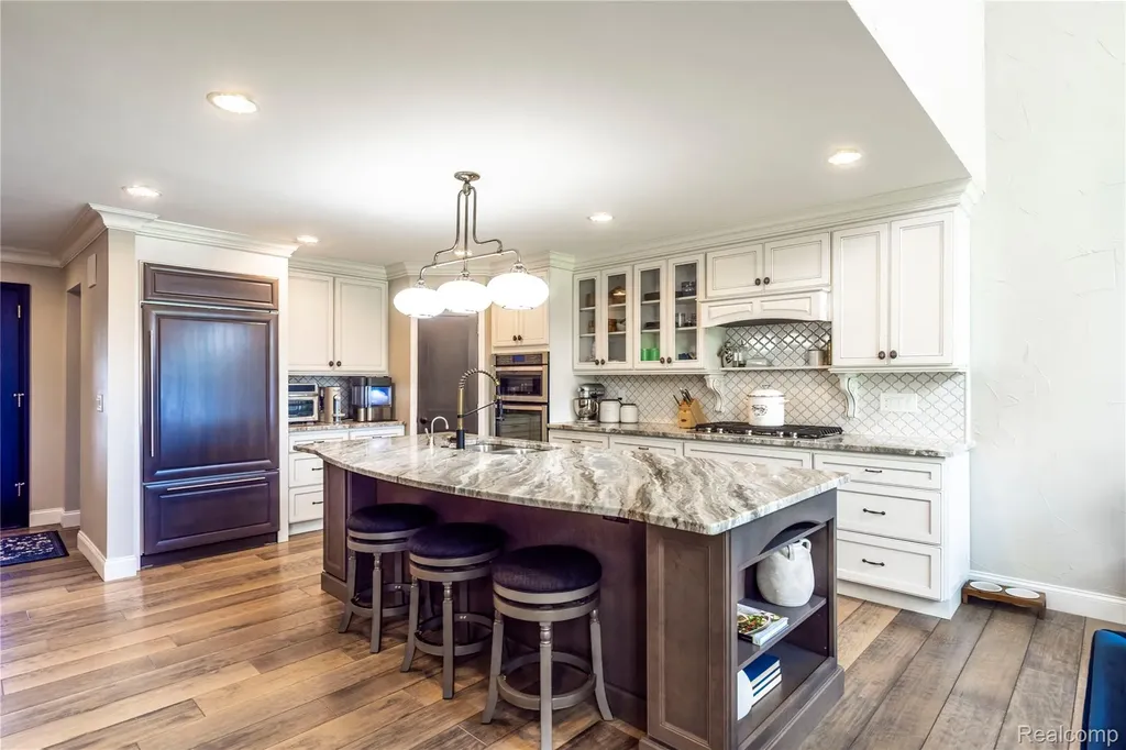 5467 Bristol Parke Drive Independence Charter Township MI 48348