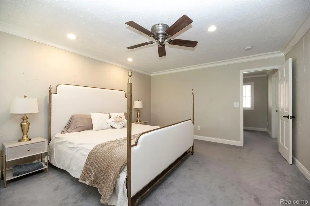 5467 Bristol Parke Drive Independence Charter Township MI 48348