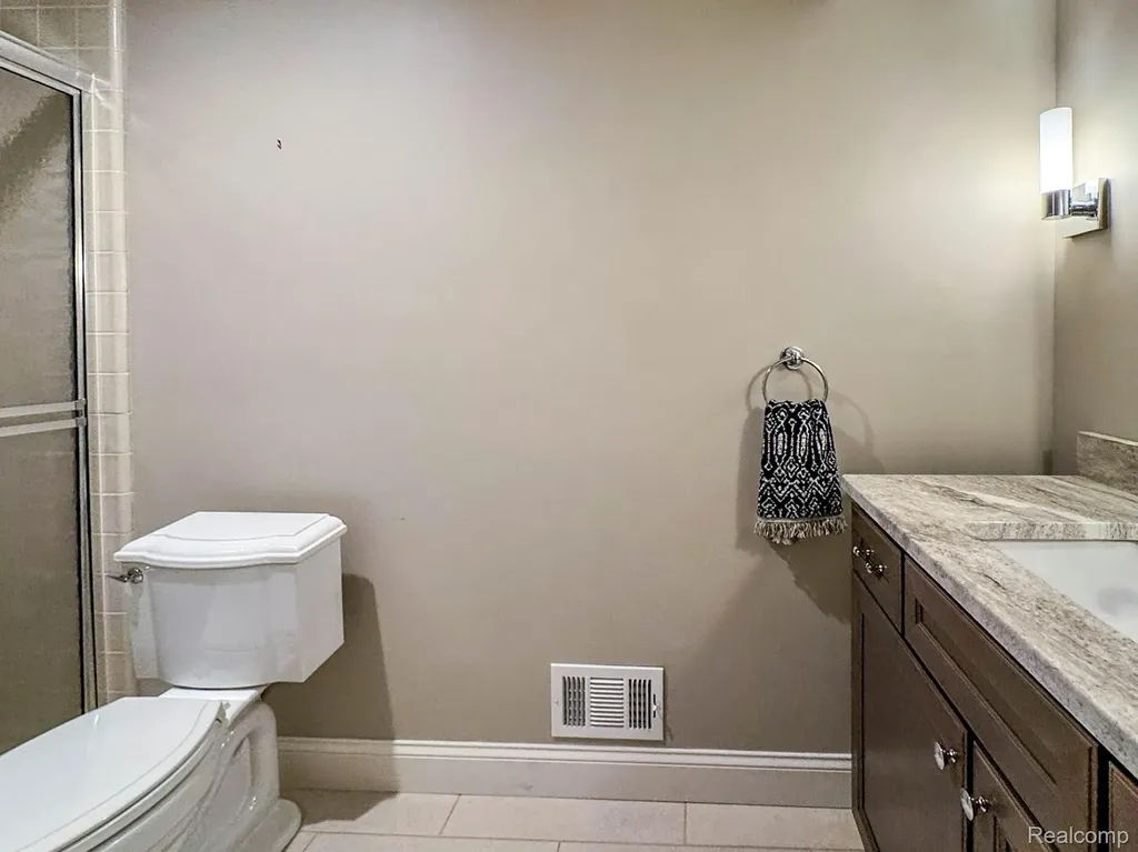 5467 Bristol Parke Drive Independence Charter Township MI 48348