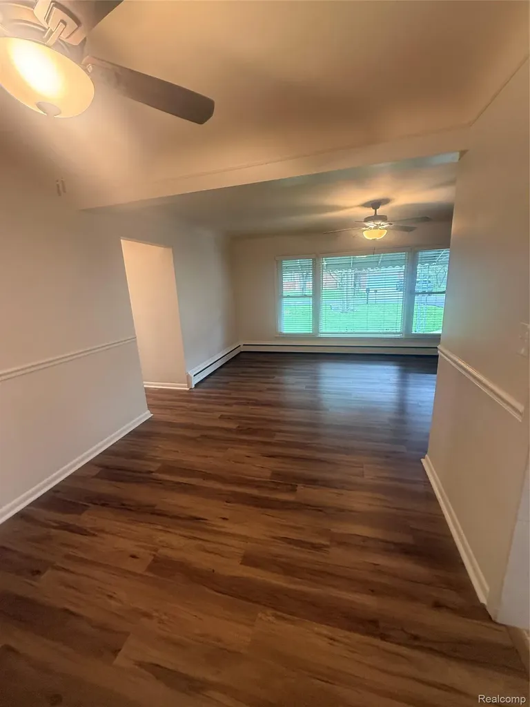 25626 Dunbar Street Southfield City MI 48033