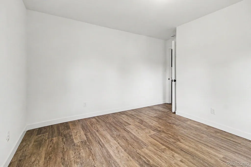 28629 Rush Street Garden City City MI 48135