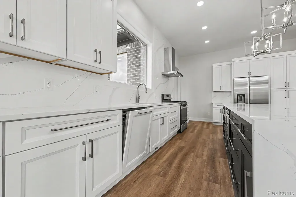 68503 Lake Angela Pointe Richmond City MI 48062