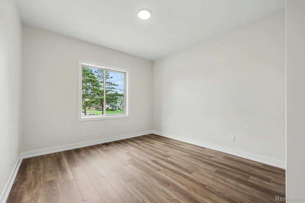 68503 Lake Angela Pointe Richmond City MI 48062