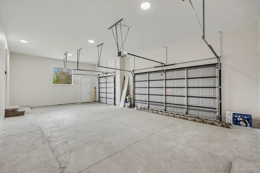 68503 Lake Angela Pointe Richmond City MI 48062