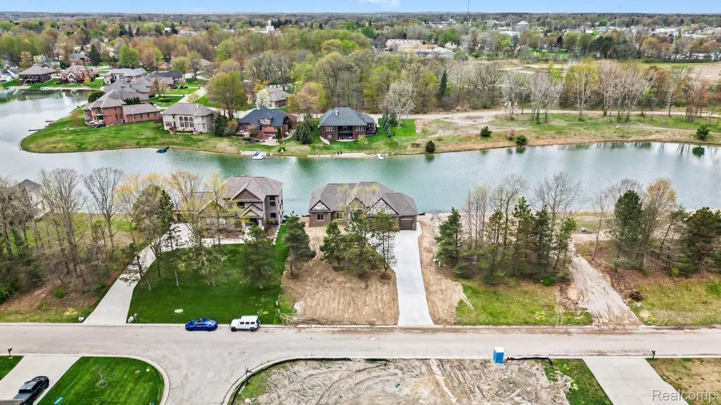 68503 Lake Angela Pointe Richmond City MI 48062