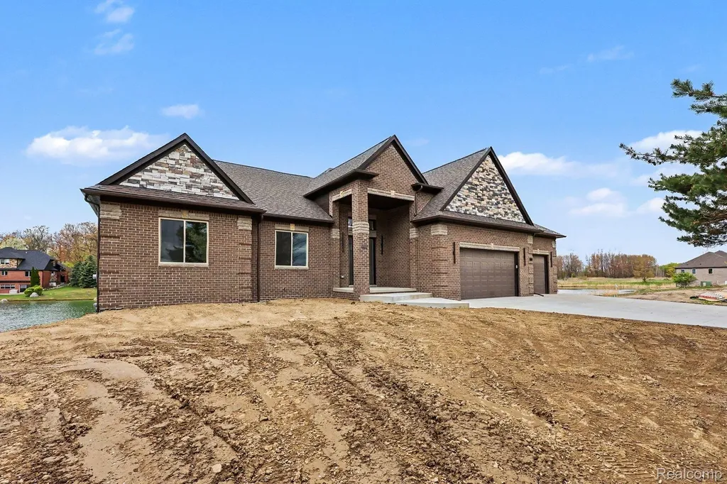 68503 Lake Angela Pointe Richmond City MI 48062