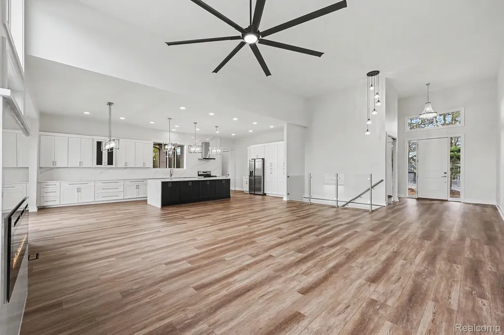 68503 Lake Angela Pointe Richmond City MI 48062