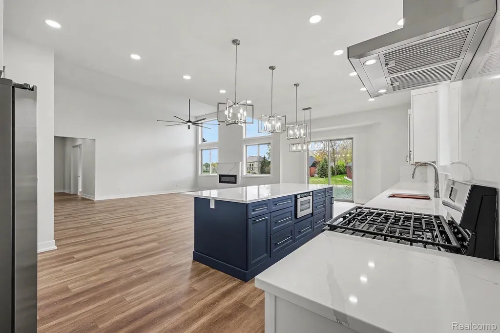 68503 Lake Angela Pointe Richmond City MI 48062