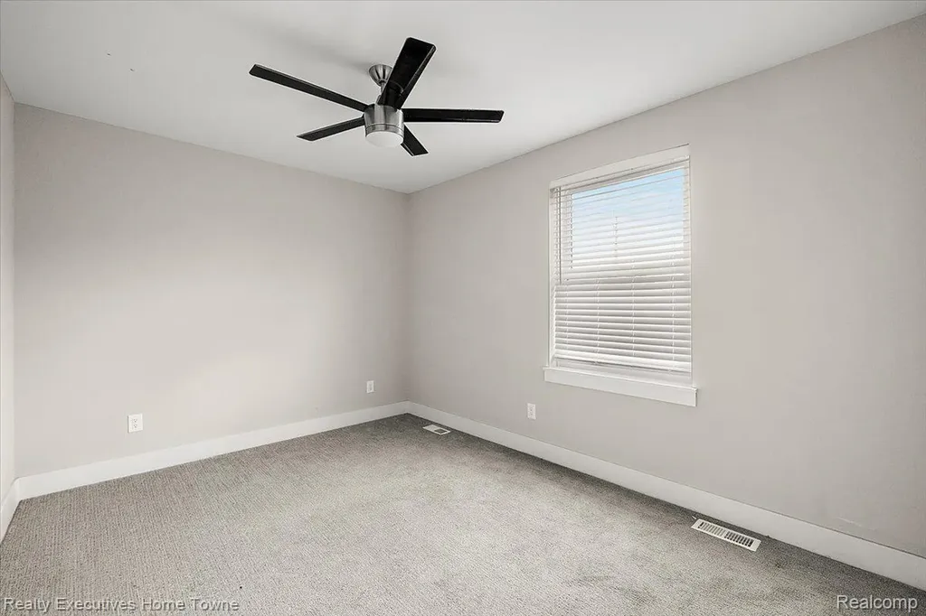 236 Erskine Street Erskine Street Unit 23 Detroit City MI 48201
