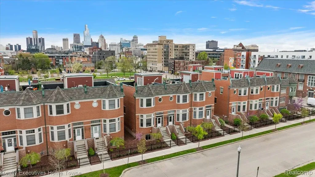 236 Erskine Street Erskine Street Unit 23 Detroit City MI 48201