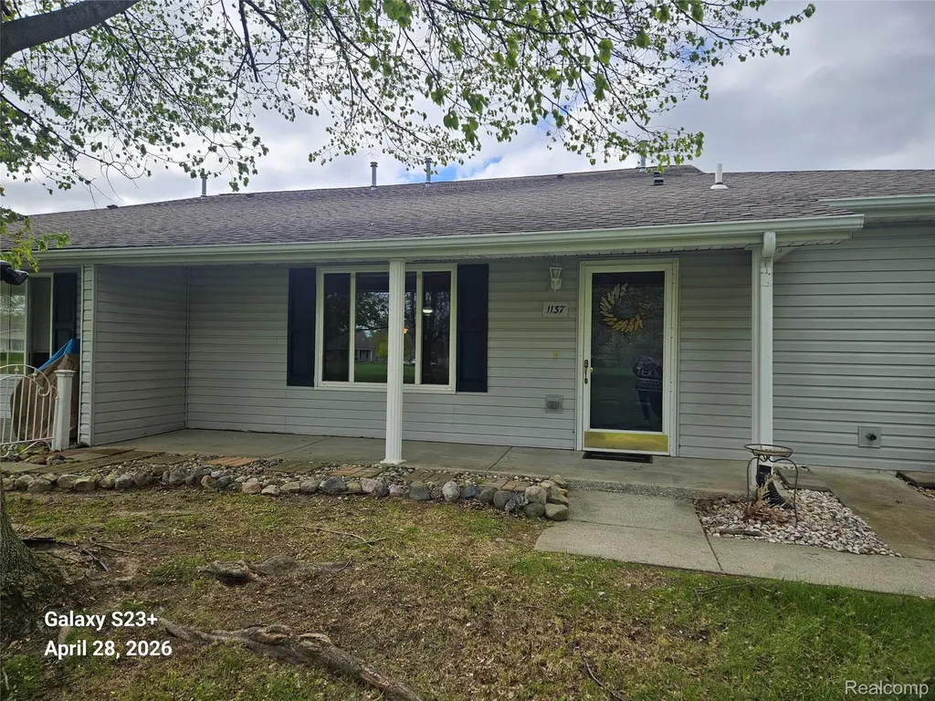1137 Parkside Circle Mundy Township MI 48439
