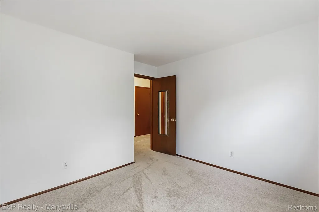 3345 Beach Road Port Huron Charter Township MI 48060
