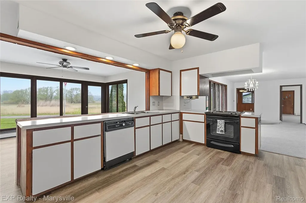 3345 Beach Road Port Huron Charter Township MI 48060