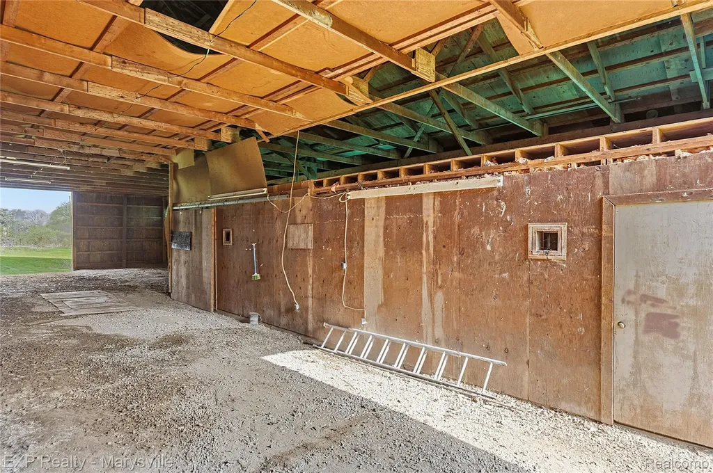 3345 Beach Road Port Huron Charter Township MI 48060
