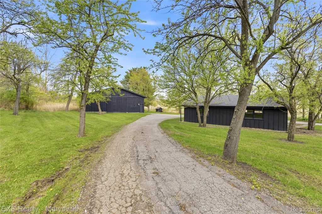 3345 Beach Road Port Huron Charter Township MI 48060