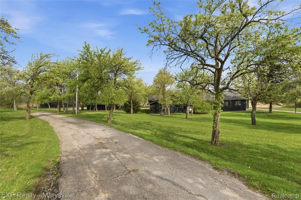 3345 Beach Road Port Huron Charter Township MI 48060