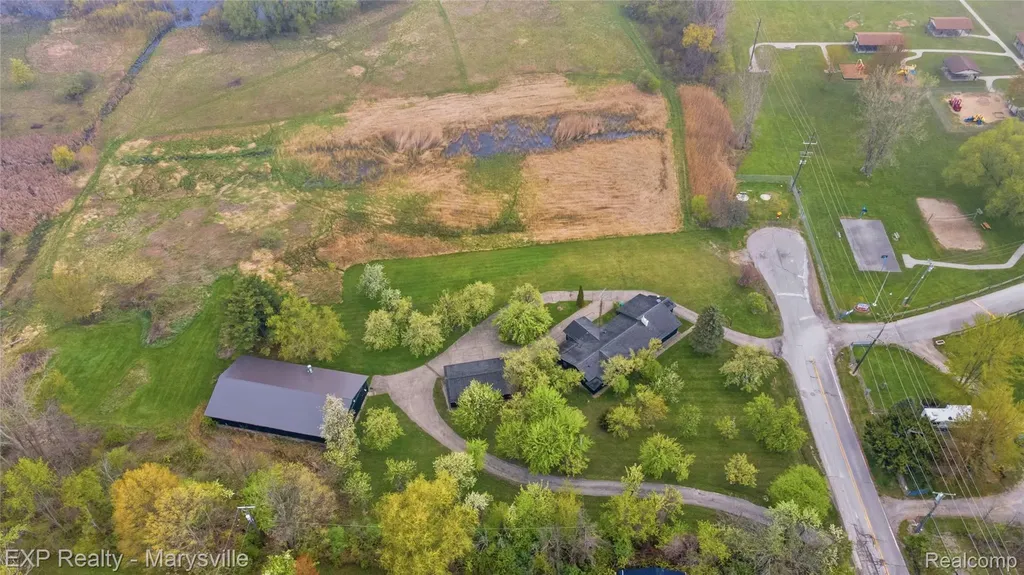3345 Beach Road Port Huron Charter Township MI 48060