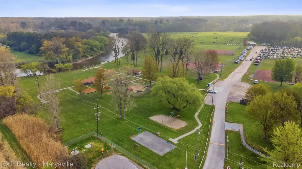 3345 Beach Road Port Huron Charter Township MI 48060