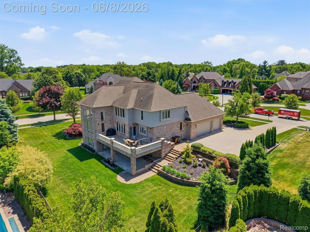 54150 Queensborough Drive Shelby Charter Township MI 48315
