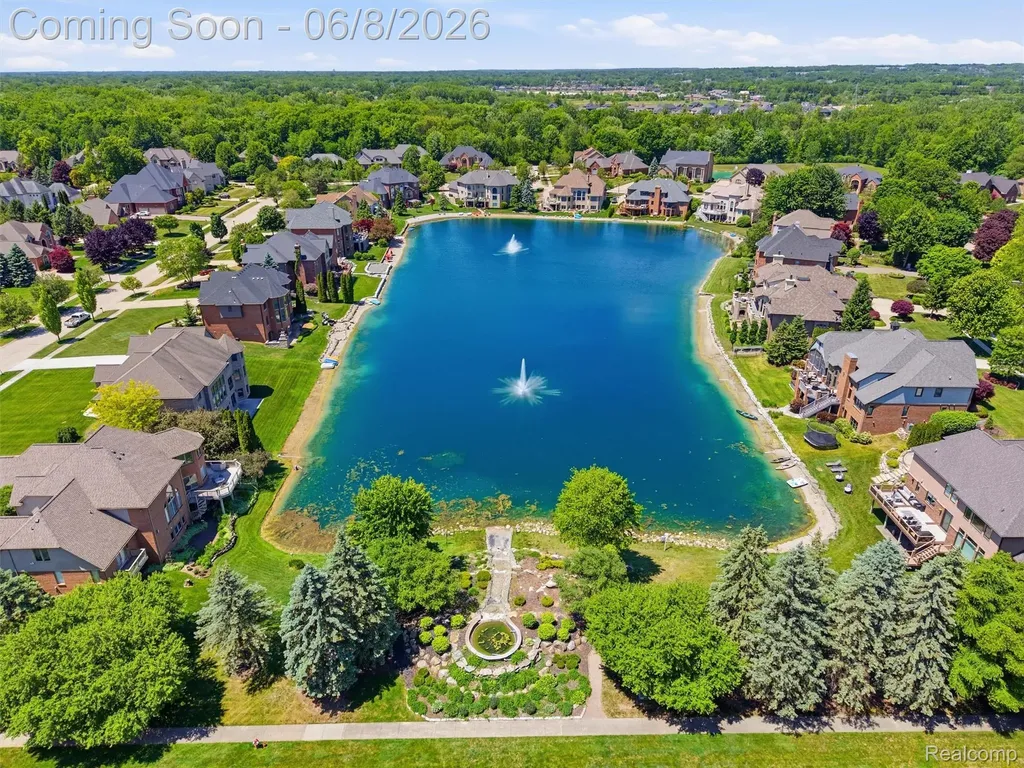 54150 Queensborough Drive Shelby Charter Township MI 48315