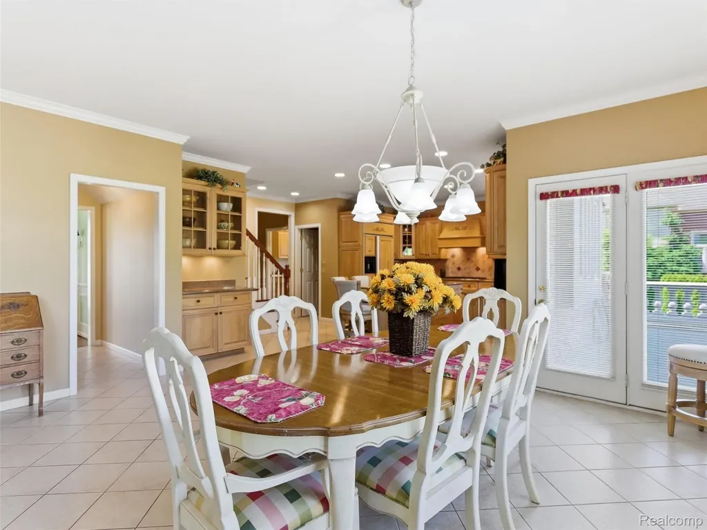 54150 Queensborough Drive Shelby Charter Township MI 48315