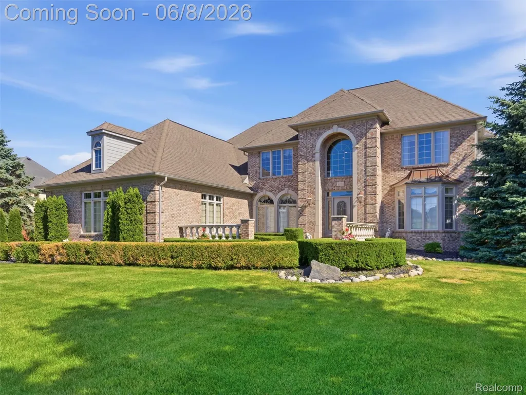 54150 Queensborough Drive Shelby Charter Township MI 48315