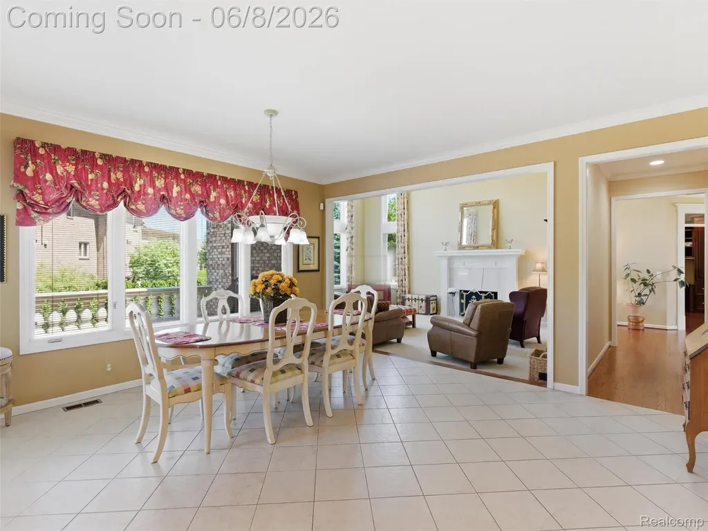 54150 Queensborough Drive Shelby Charter Township MI 48315