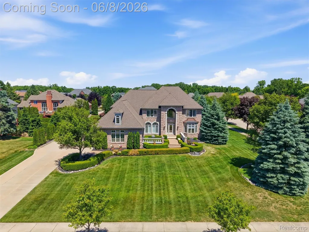 54150 Queensborough Drive Shelby Charter Township MI 48315