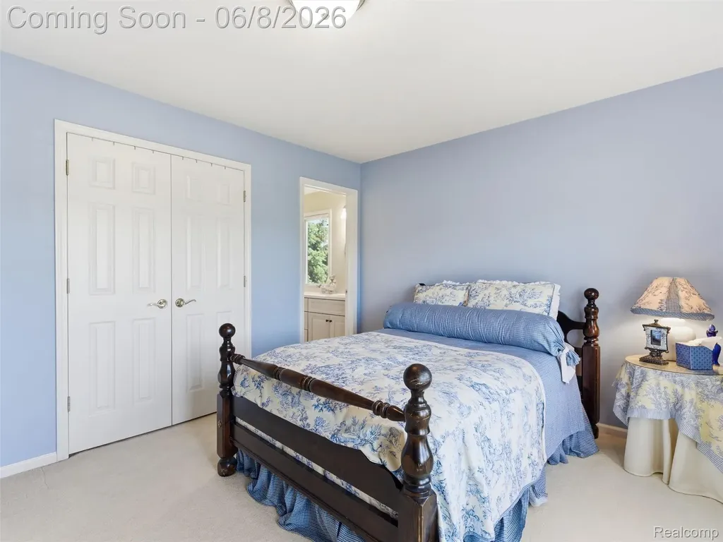 54150 Queensborough Drive Shelby Charter Township MI 48315
