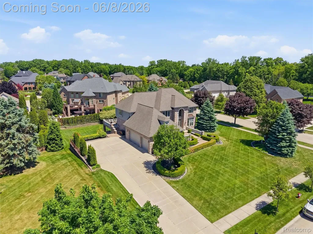 54150 Queensborough Drive Shelby Charter Township MI 48315