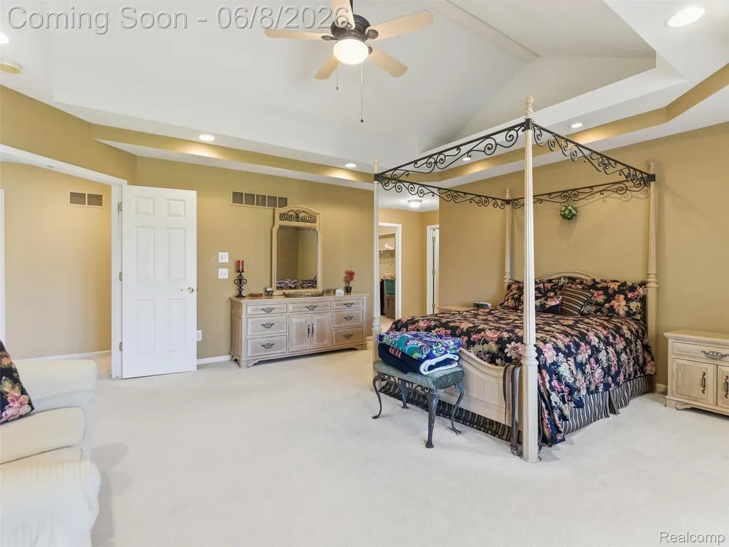 54150 Queensborough Drive Shelby Charter Township MI 48315