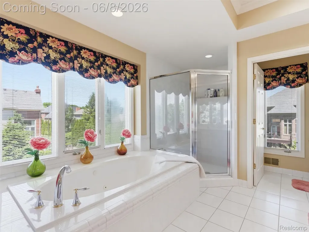 54150 Queensborough Drive Shelby Charter Township MI 48315